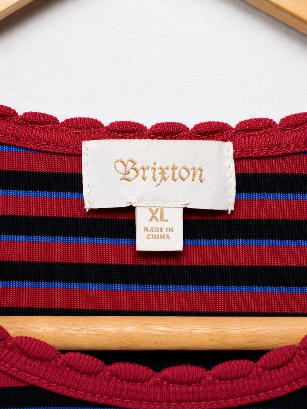Brixton Striped Knit Top XL Red & Navy Short Sleeve Scalloped Trim - Picture 3 of 4